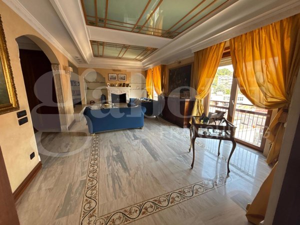 appartamento in vendita a Napoli