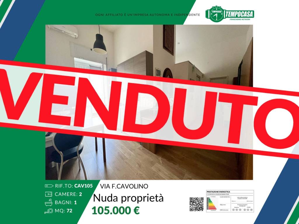appartamento in vendita a Napoli in zona San Carlo all'Arena
