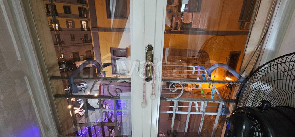 appartamento in vendita a Napoli in zona Pendino / San Giuseppe