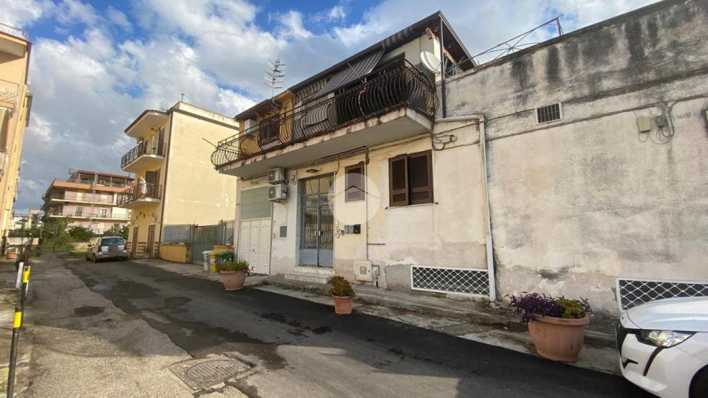 appartamento in vendita a Napoli in zona Posillipo