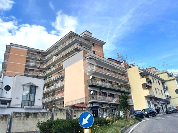 appartamento in vendita a Napoli in zona Arenella