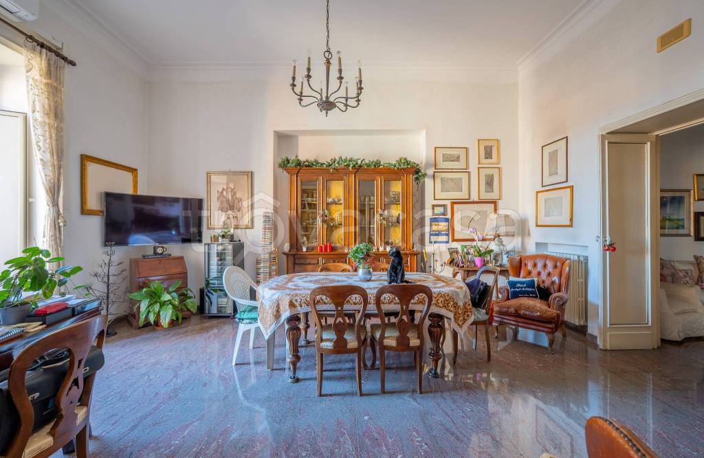 appartamento in vendita a Napoli in zona Posillipo