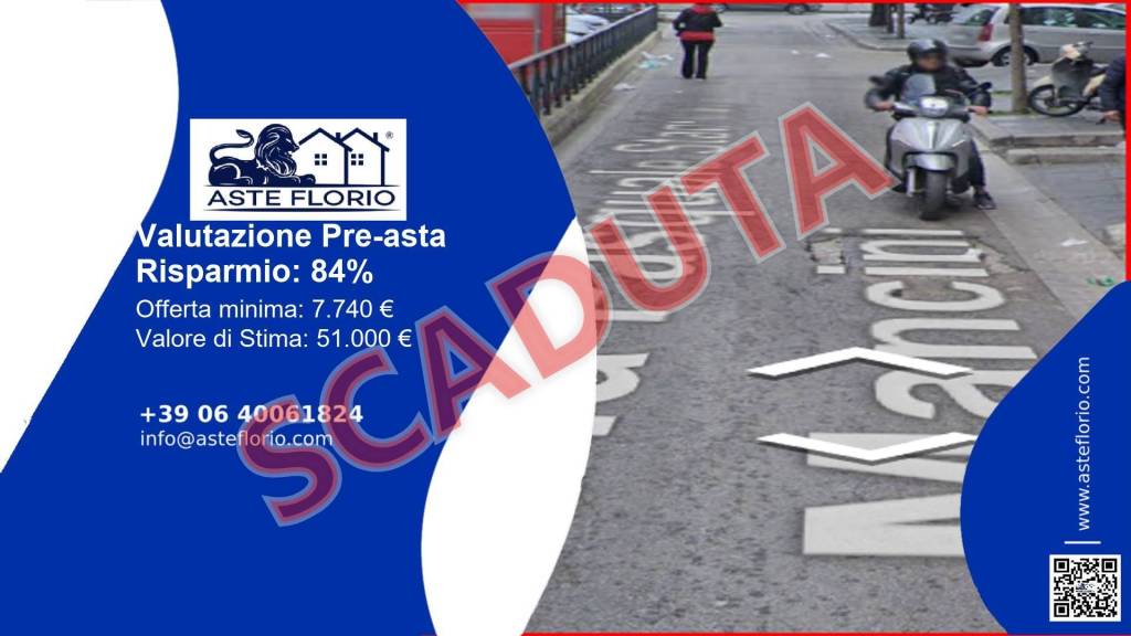 locale commerciale in vendita a Napoli in zona Pendino / San Giuseppe