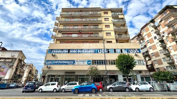 appartamento in vendita a Napoli in zona Vicaria