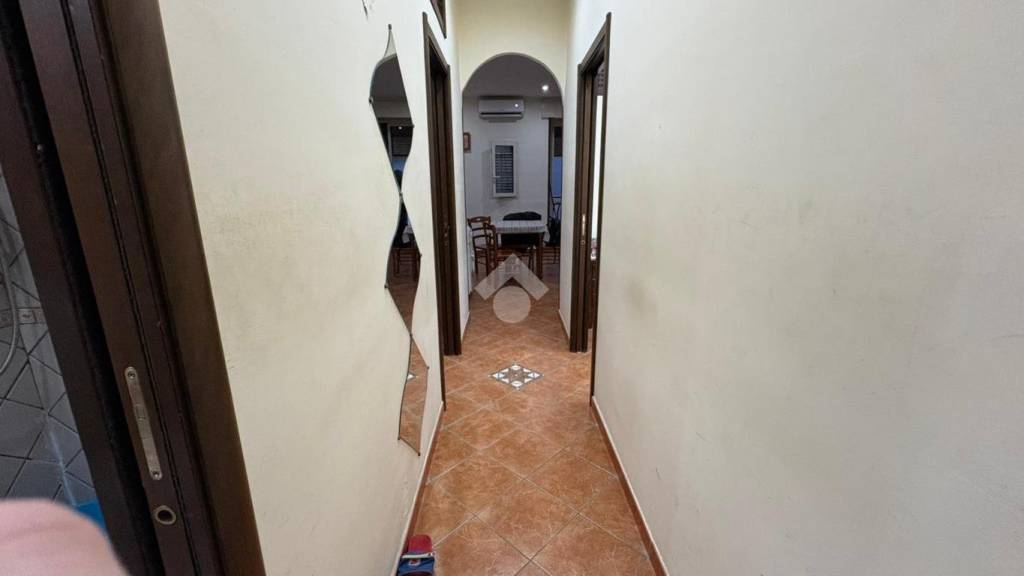 appartamento in vendita a Napoli in zona Mercato