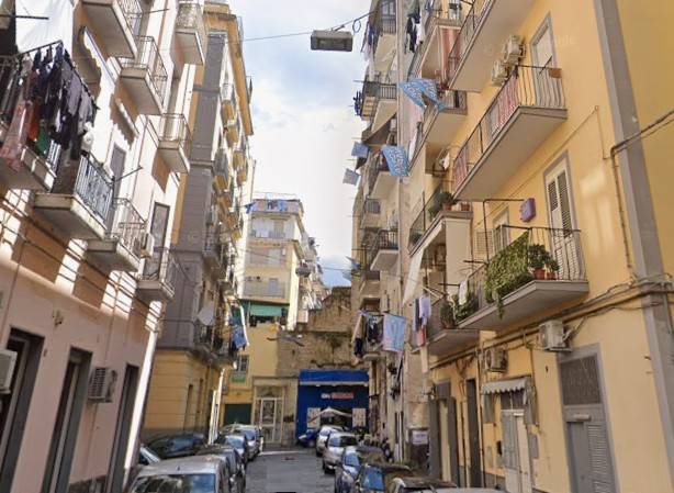 appartamento in vendita a Napoli in zona Mercato