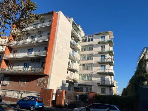 appartamento in vendita a Napoli in zona Posillipo