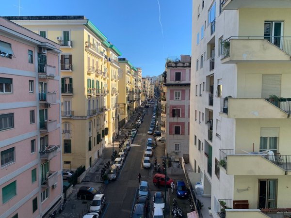 appartamento in vendita a Napoli in zona Vomero