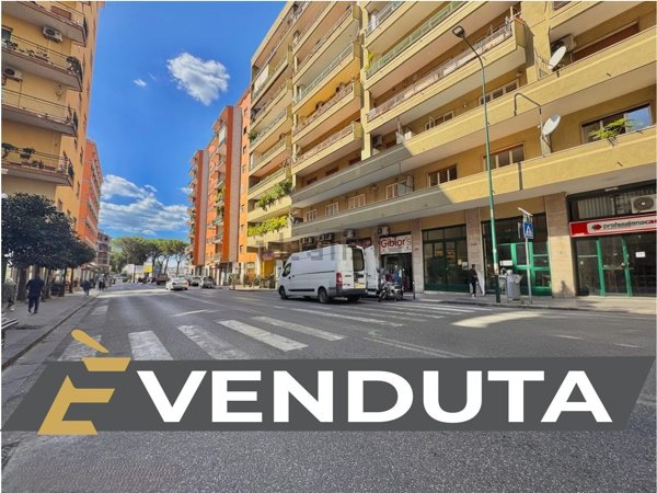 appartamento in vendita a Napoli in zona Vomero