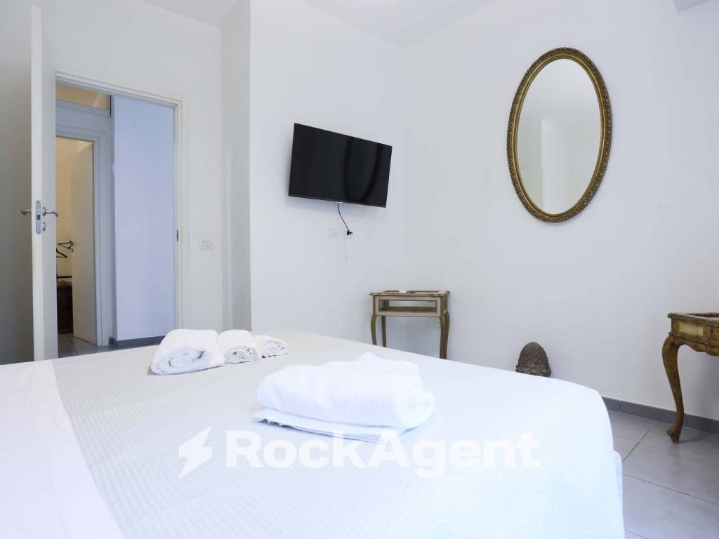 appartamento in vendita a Napoli in zona San Lorenzo