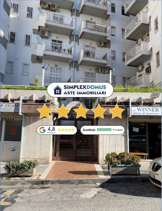appartamento in vendita a Napoli in zona Fuorigrotta