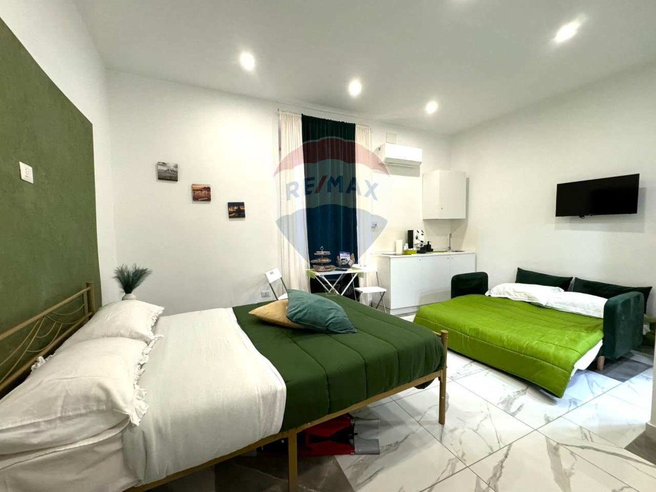 appartamento in vendita a Napoli in zona Arenella