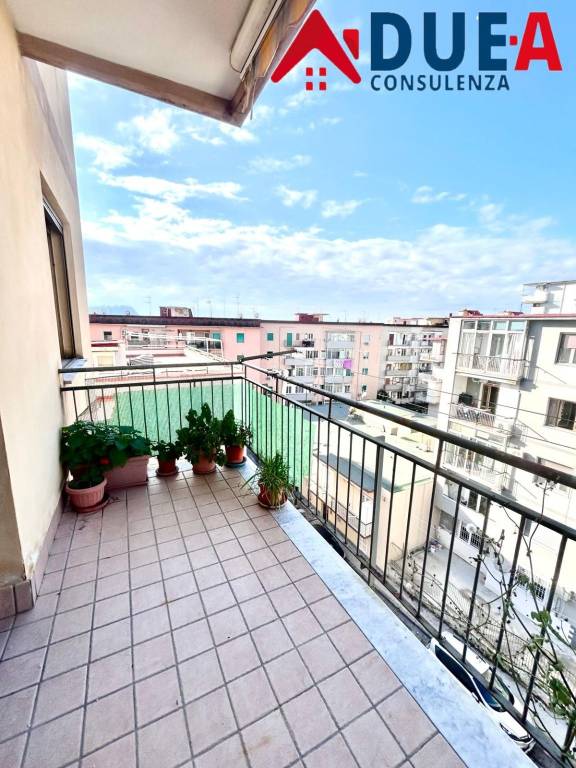 appartamento in vendita a Napoli in zona Bagnoli