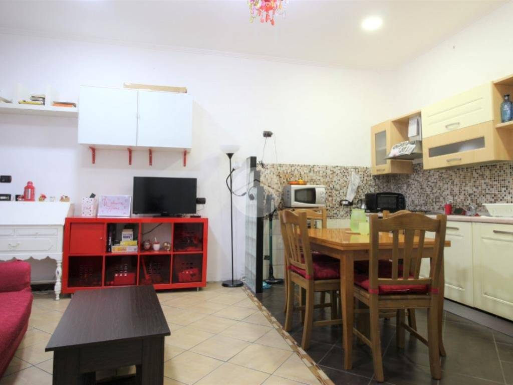 appartamento in vendita a Napoli in zona Arenella