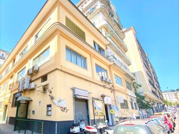 appartamento in vendita a Napoli in zona Fuorigrotta