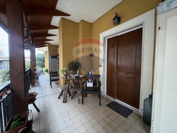 casa indipendente in vendita a Napoli in zona Piscinola