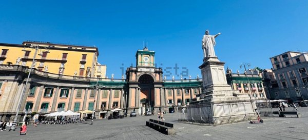 appartamento in vendita a Napoli in zona Avvocata