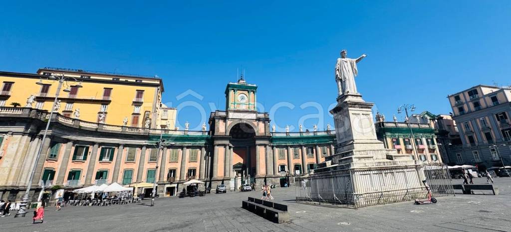 appartamento in vendita a Napoli in zona Avvocata