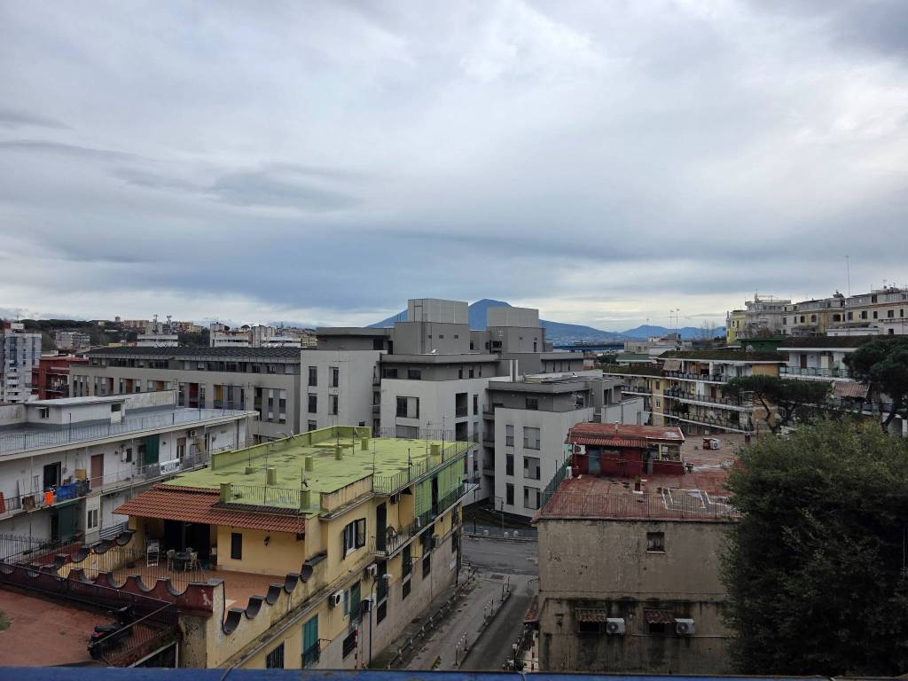 appartamento in vendita a Napoli in zona Capodimonte / Colli Aminei