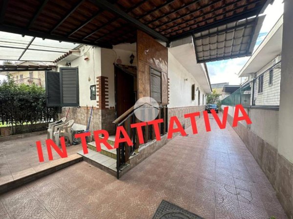 casa indipendente in vendita a Napoli in zona Ponticelli