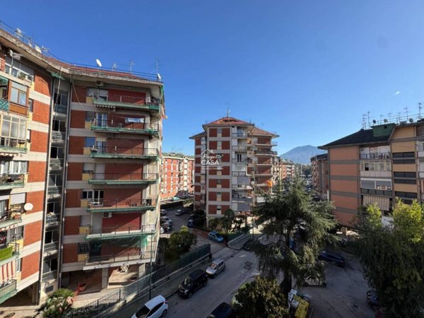 appartamento in vendita a Napoli in zona Ponticelli