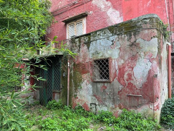 appartamento in vendita a Napoli in zona Arenella