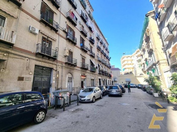 appartamento in vendita a Napoli
