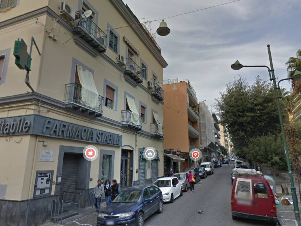 appartamento in vendita a Napoli in zona Bagnoli