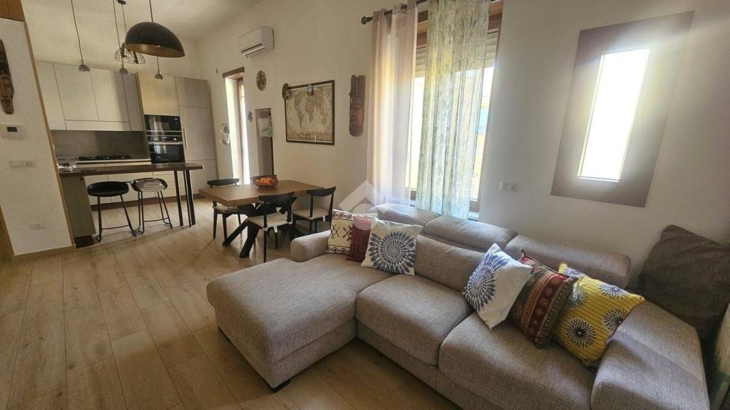 appartamento in vendita a Napoli in zona Bagnoli