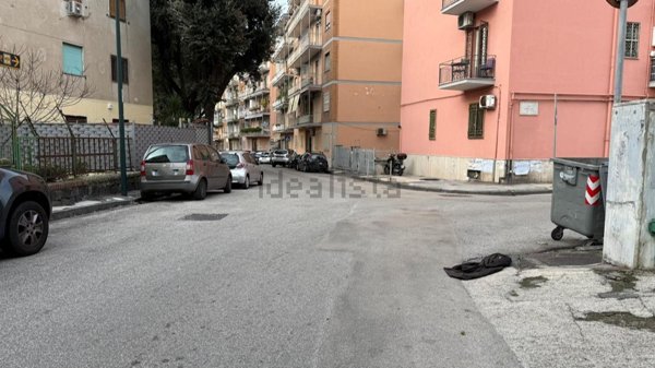 appartamento in vendita a Napoli in zona Fuorigrotta