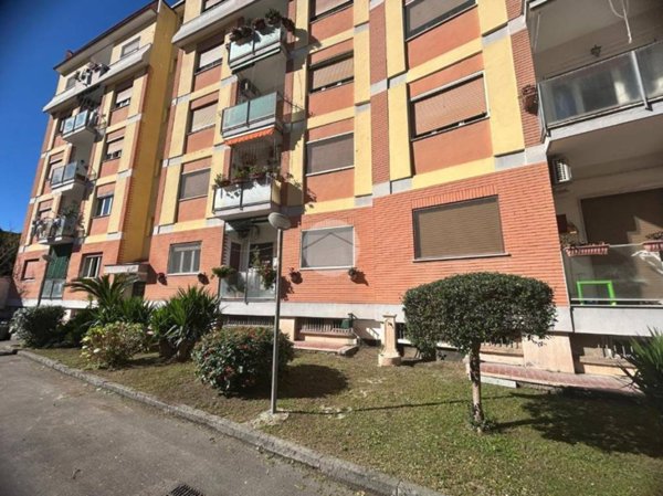 appartamento in vendita a Napoli in zona Capodimonte / Colli Aminei