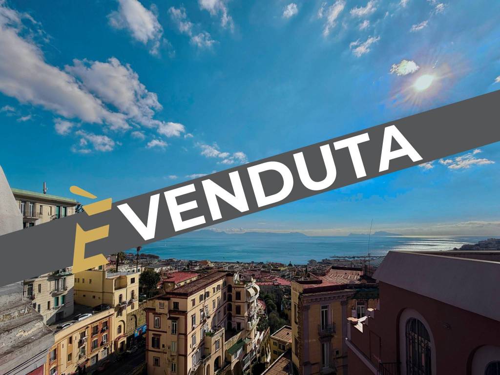 appartamento in vendita a Napoli in zona Arenella