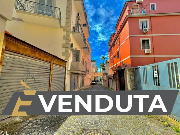 appartamento in vendita a Napoli in zona Bagnoli