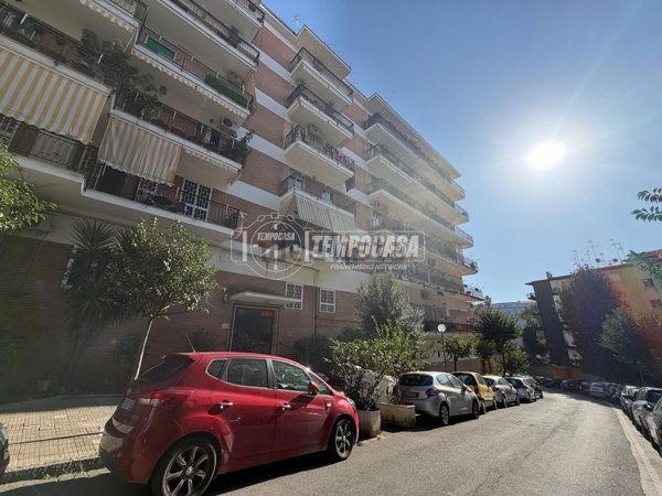 appartamento in vendita a Napoli in zona Capodimonte / Colli Aminei