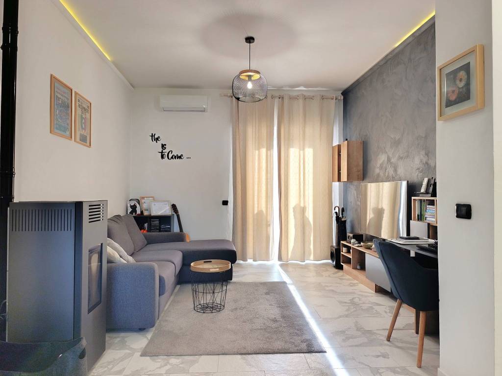 appartamento in vendita a Napoli in zona Fuorigrotta