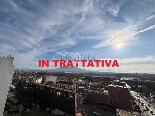 appartamento in vendita a Napoli in zona Poggioreale
