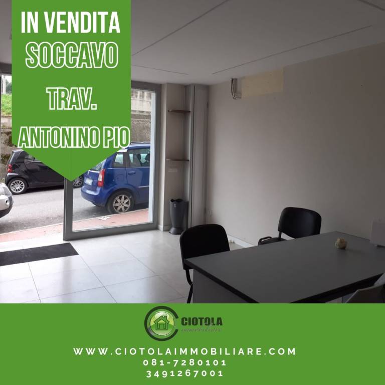 negozio in vendita a Napoli in zona Soccavo