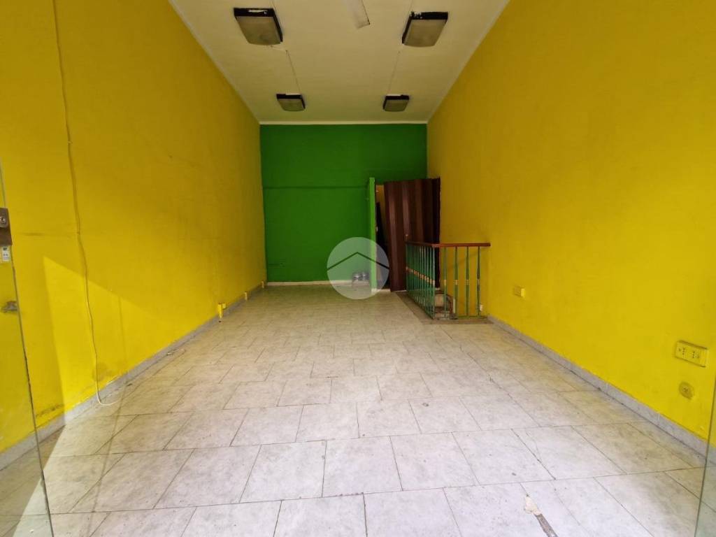 negozio in vendita a Napoli