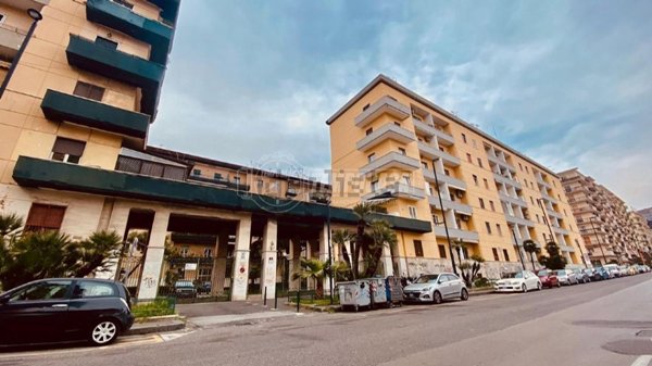 appartamento in vendita a Napoli in zona Fuorigrotta