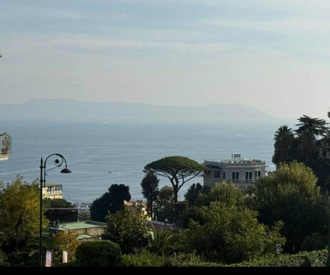 appartamento in vendita a Napoli in zona Vomero