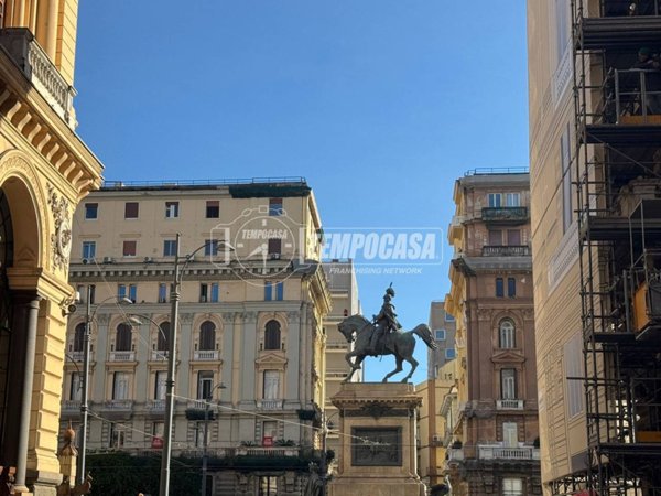 appartamento in vendita a Napoli in zona Stella