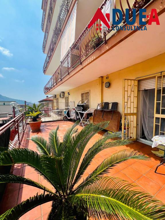 appartamento in vendita a Napoli in zona Pianura