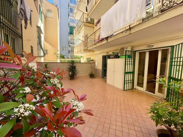 appartamento in vendita a Napoli