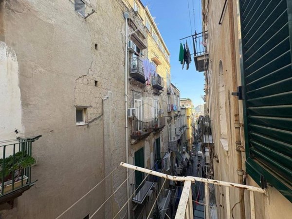 monolocale in vendita a Napoli in zona San Ferdinando