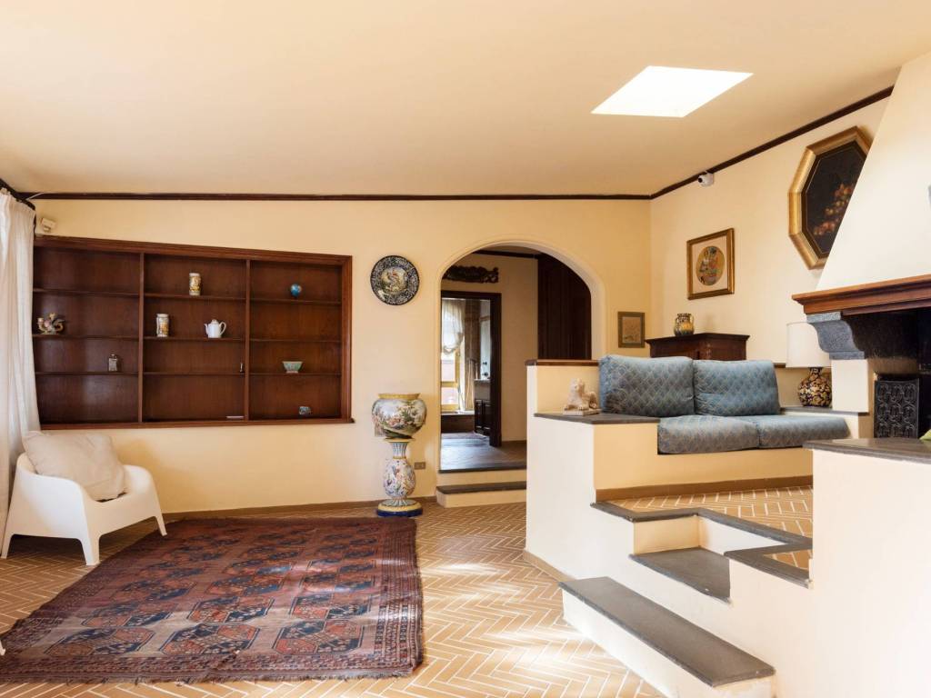 appartamento in vendita a Napoli in zona Posillipo