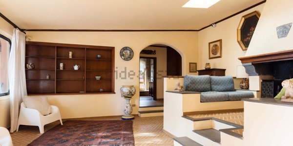 appartamento in vendita a Napoli in zona Posillipo