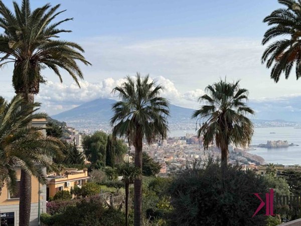 appartamento in vendita a Napoli in zona Vomero
