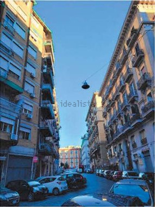 appartamento in vendita a Napoli in zona San Lorenzo