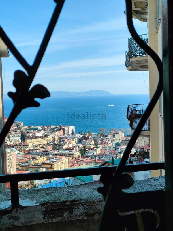 appartamento in vendita a Napoli in zona Vomero