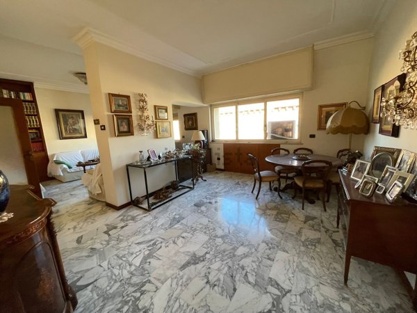 appartamento in vendita a Napoli in zona Vomero